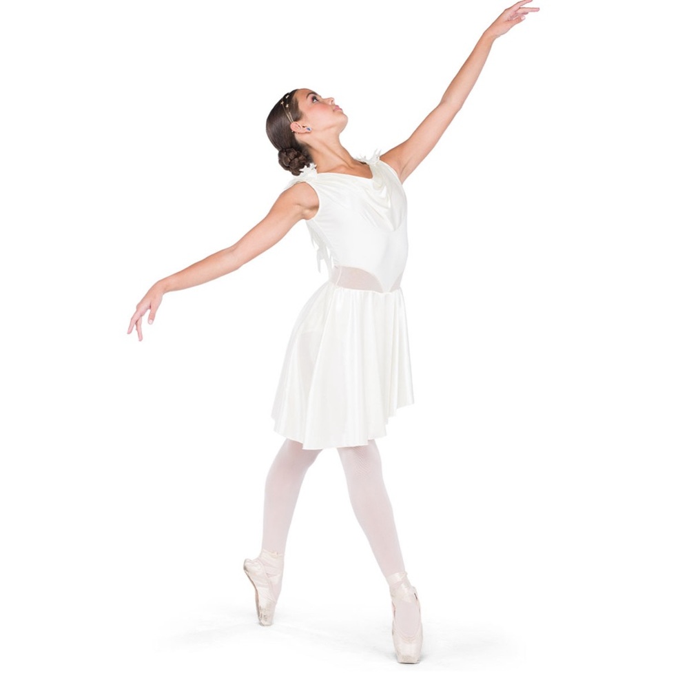 Elegant Ivory Dance Costume